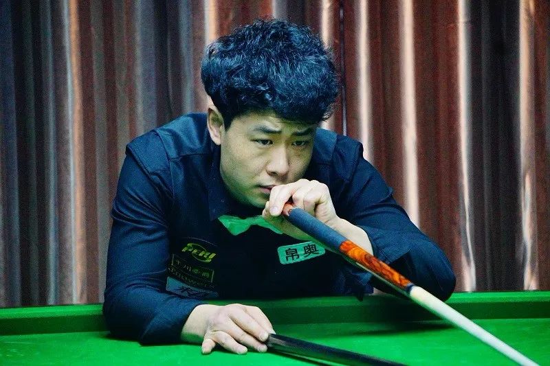 注意力与自 注意力与自